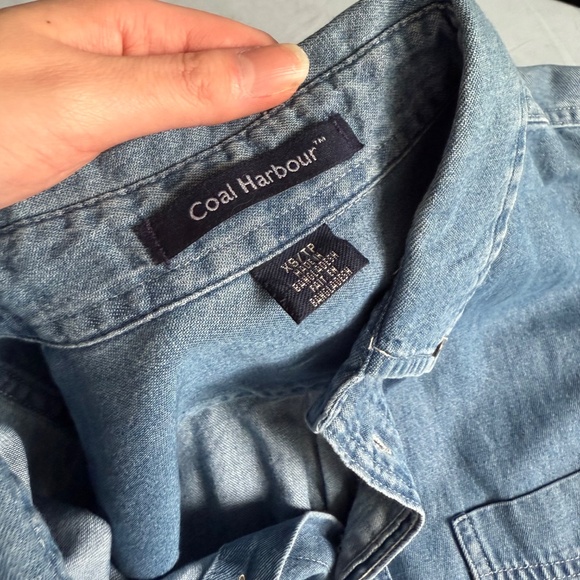 VINTAGE Coal Harbour lightweight denim button-down longsleeve - Picture 10 of 10